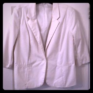 White Blazer 3/4 sleeves